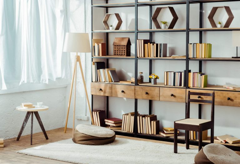 estanteria de madera moderna